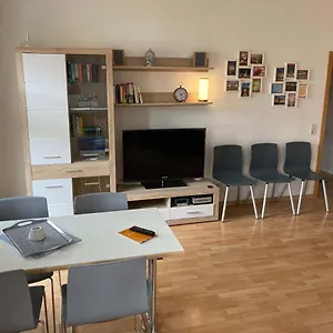 https://ferienwohnung-tapetenwechsel.dresdenhotels.net